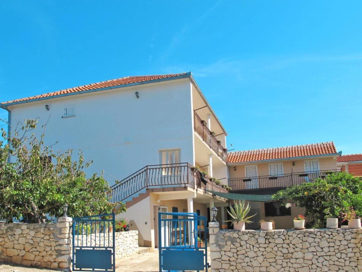 Apartments Diana Vinisce Marina Buitenkant foto